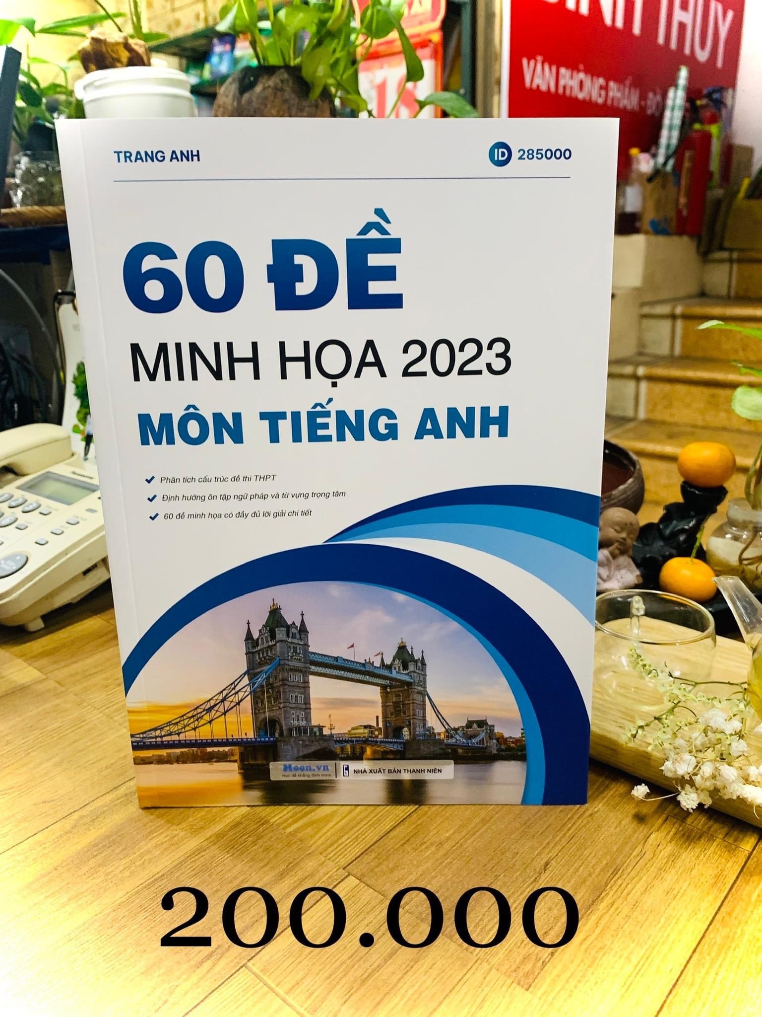 Sách ID 60 đề thi minh hoạ 2023 môn tiếng anh