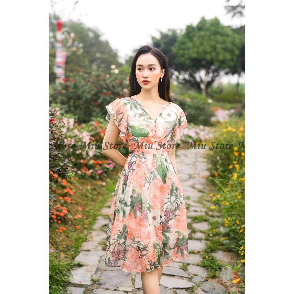 Đầm hoa dáng xòe bèo vai cổ V phối cúc ngọc Miu Store D00143