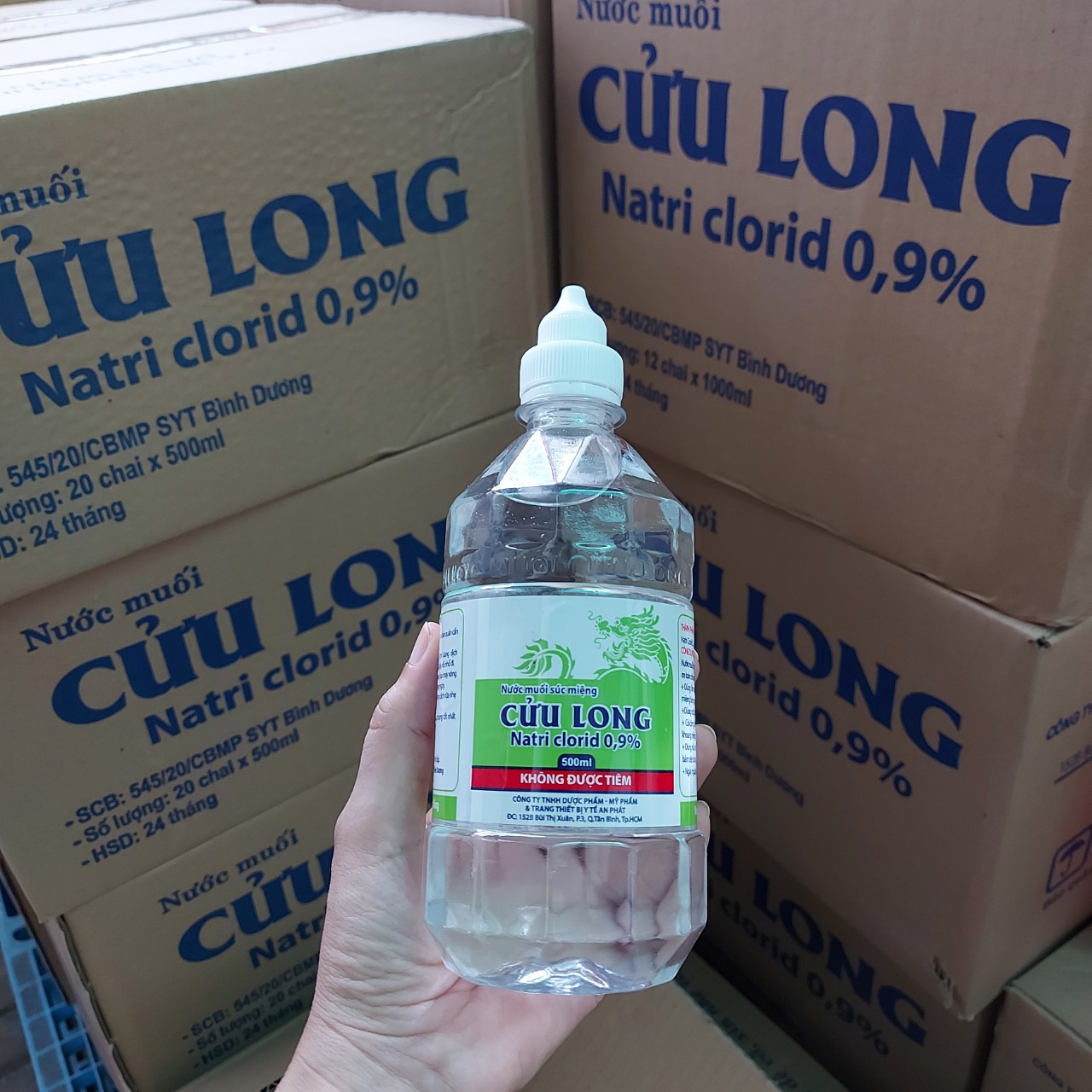 Nước muối súc miệng Cửu Long Natri Clorid 0.9% thùng 500ml 20 chai