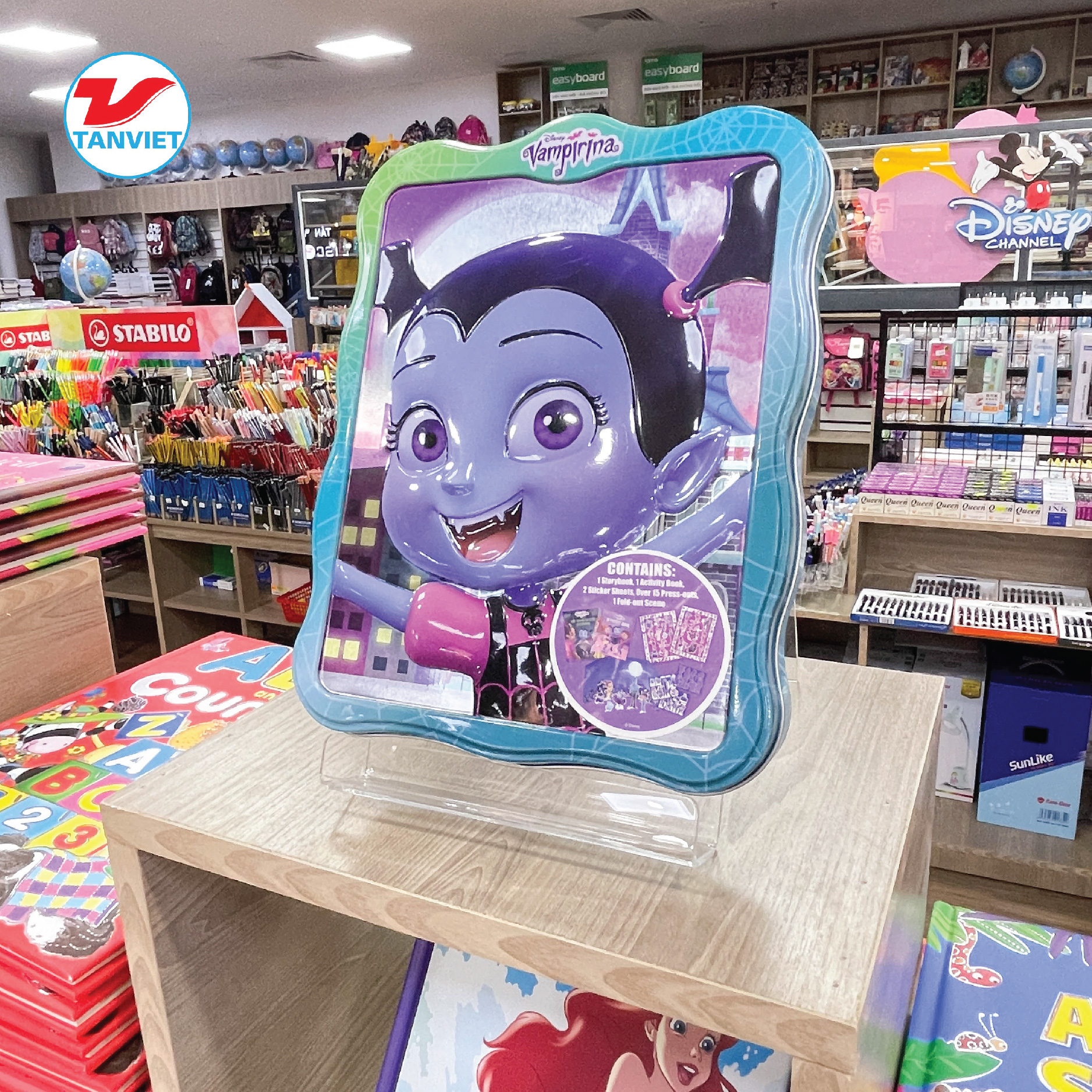 Disney Junior - Vampirina: (Happier Tins Disney)