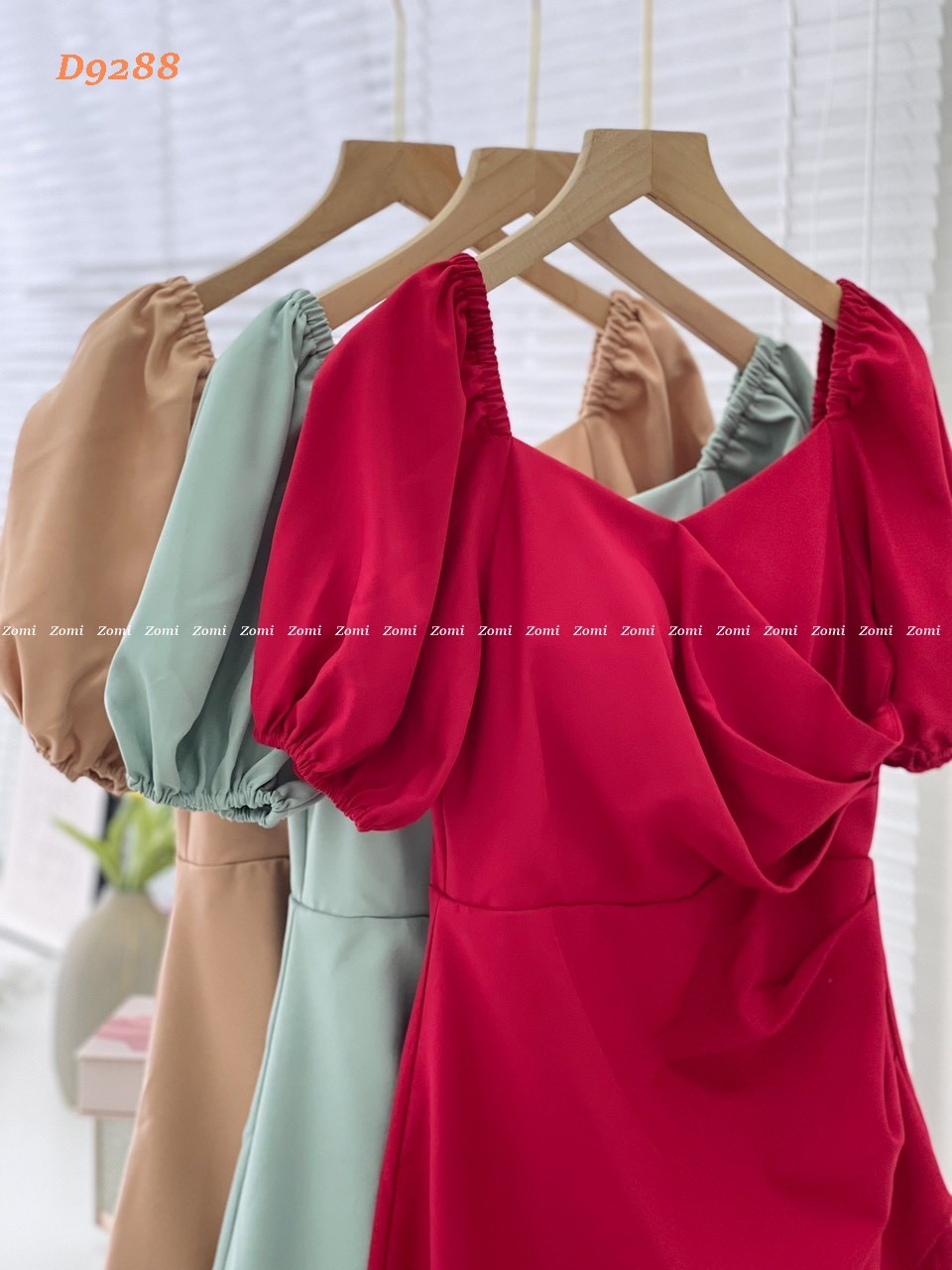 Đầm dự tiệc thời trang dáng ôm body xếp li cổ chéo tay phồng quyến rũ D9288