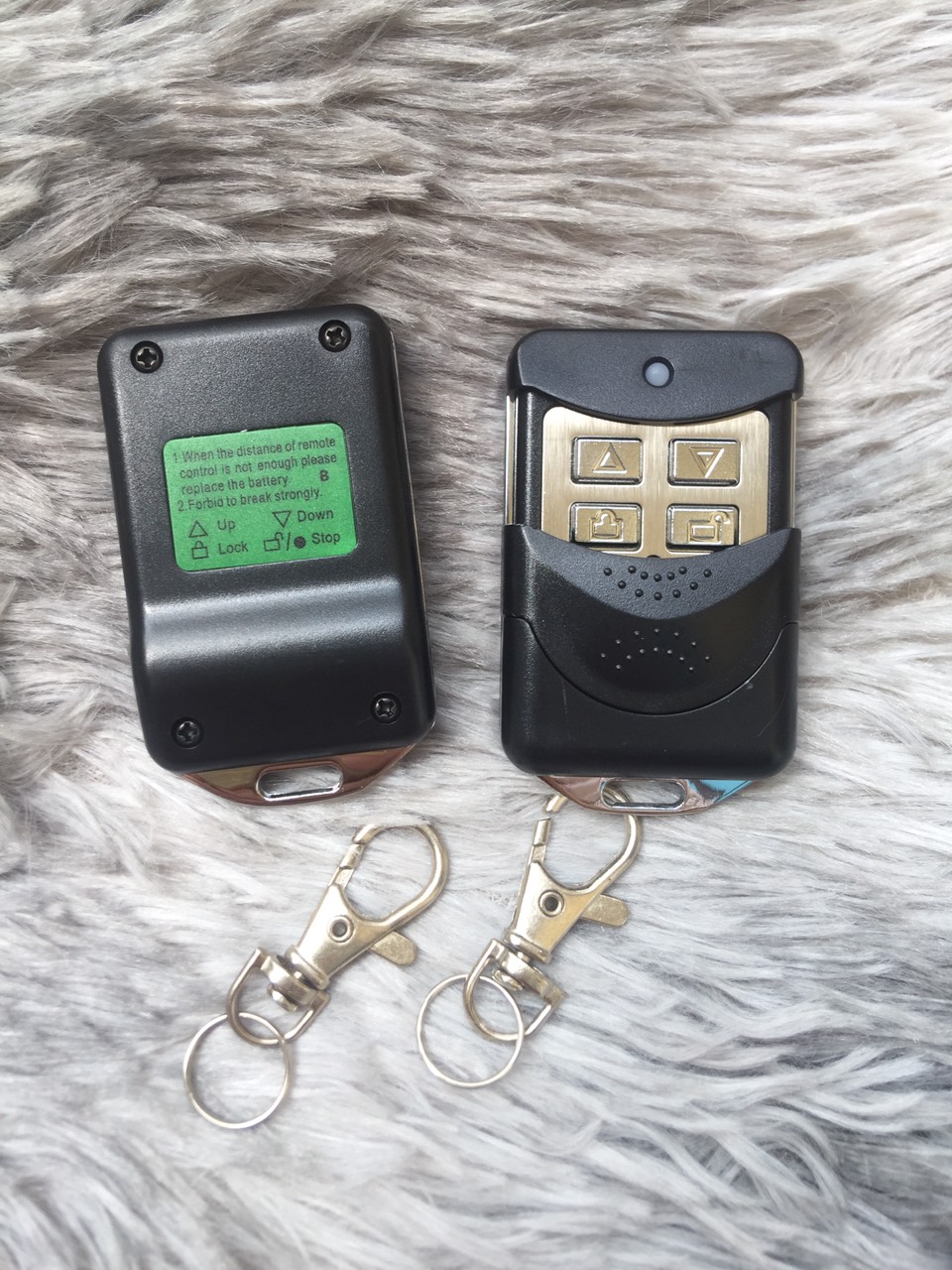 Điều khiển cửa cuốn mã gạt 433 MHZ