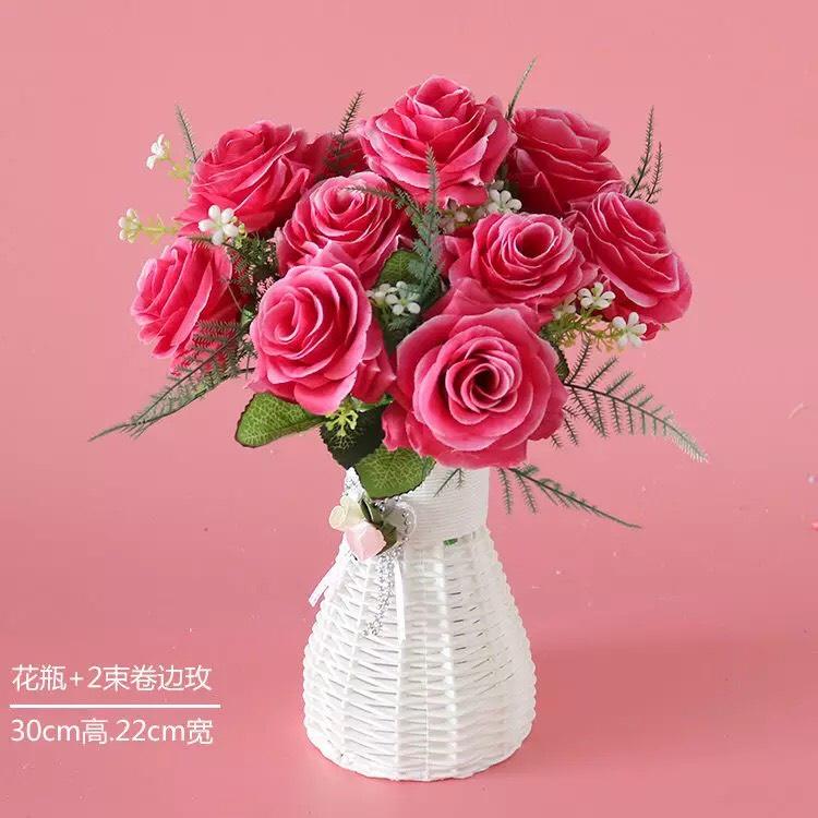 Lọ nhựa, chậu cắm hoa giả mây đính nơ đẹp cao 17cm trang trí nhà cửa, quán cafe, khách sạn