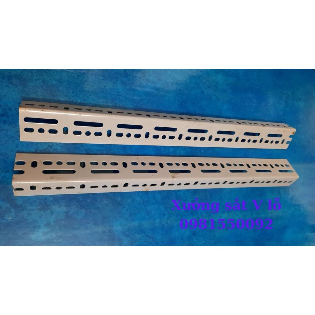 Sắt kệ v lỗ ,dài 70cm,sắt v lỗ giá rẻ,sắt thanh v lỗ chữ L