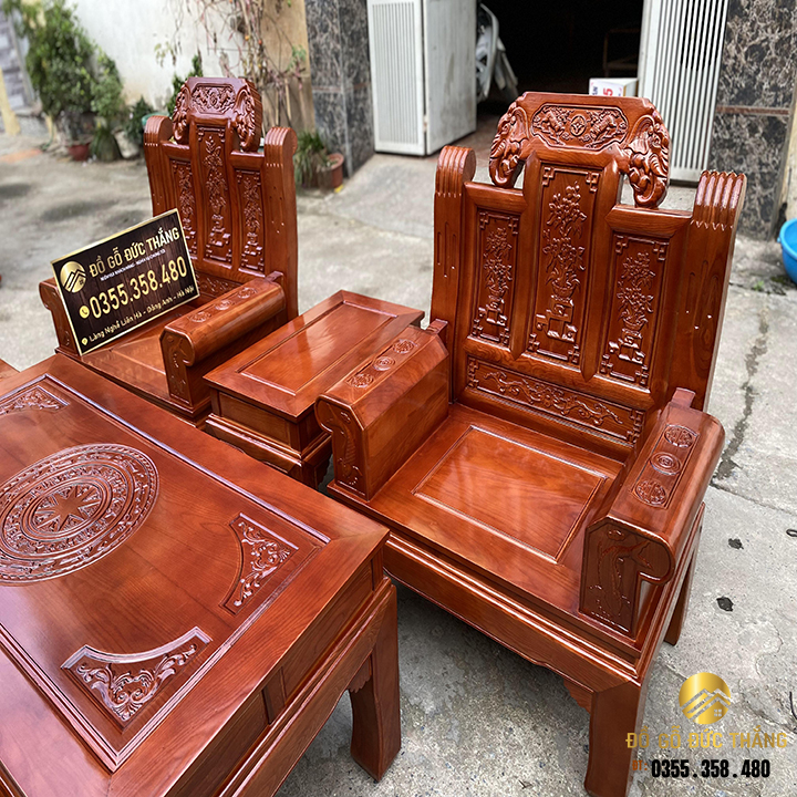 Âu á chuơng voi tay hộp gỗ sồi nga