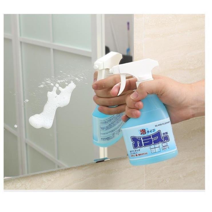 CHAI XỊT LAU KÍNH TẨY RỬA KÍNH ROCKET CỦA NHẬT - HÀNG NỘI ĐỊA NHẬT, giúp làm sạch bề mặt kính cửa sổ,cửa kính