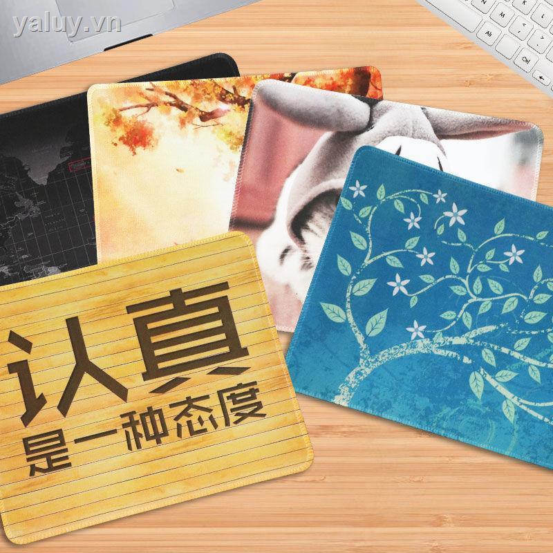 Tấm lót chuột và bàn phím máy tính in hình cô gái anime dễ thương