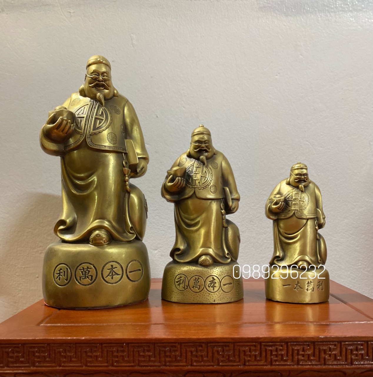 Tượng Ông Quản Gia Quản Tài bằng đồng vàng nhỏ - quản gia phong thuỷ