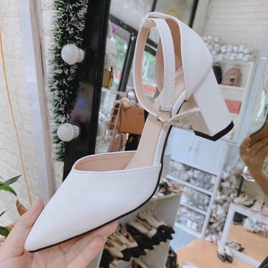 Giày Sandal cao gót nữ 7P BÍT MŨI BÍT GÓT DA LỲ mẫu mới Đen &amp; Trắng