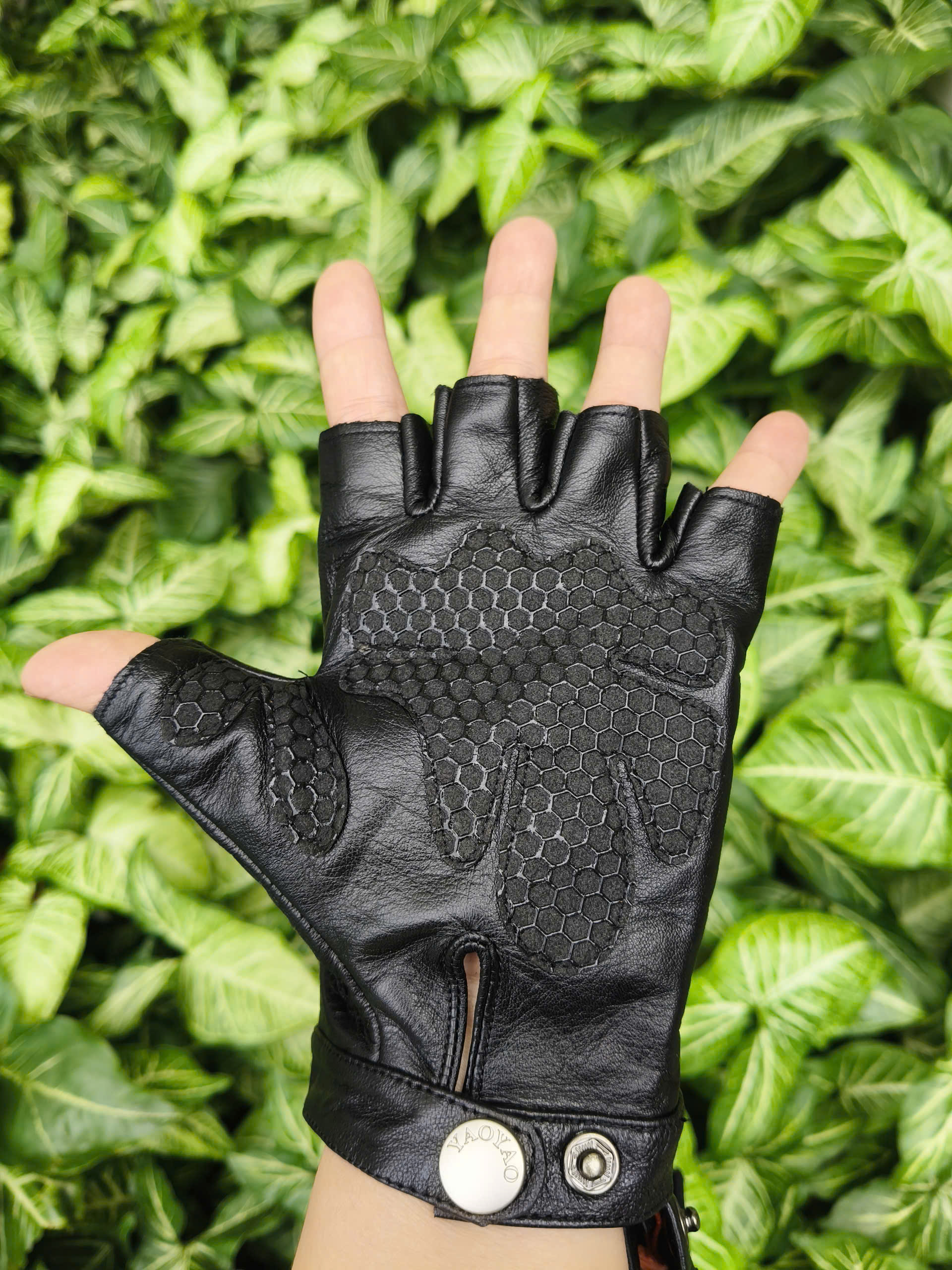 Găng tay nam hở ngón chống trơn BHYST55 Găng tay phượt lót lông, da cừu thật. thoái mái lái xe