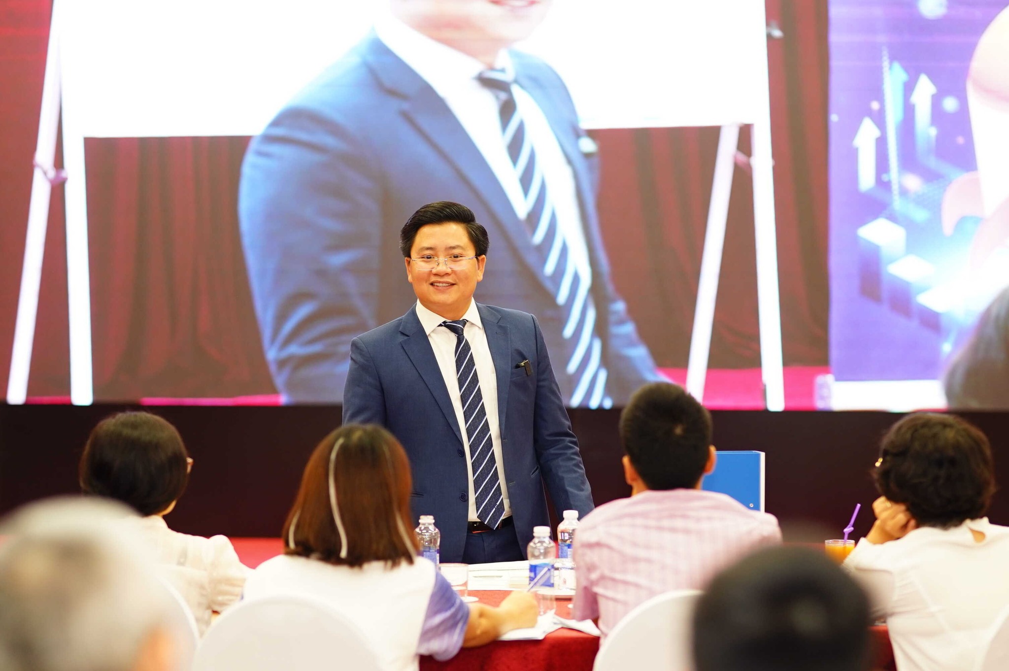VERCO - Khóa học Chiến lược nguồn vốn - chuyên gia Nguyễn Kim Hùng