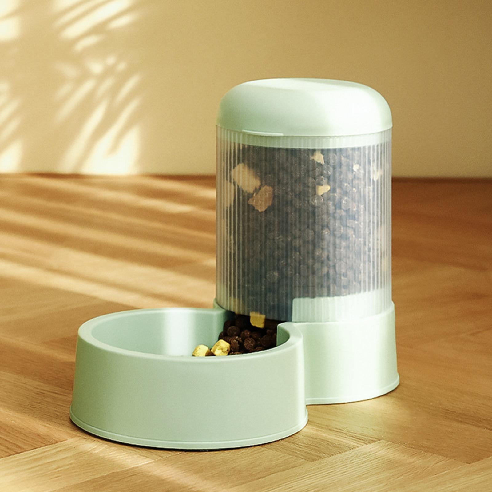 2.1L Capacity Automatic Pet Feeder Rabbit Gravity Feeder Food Dispenser