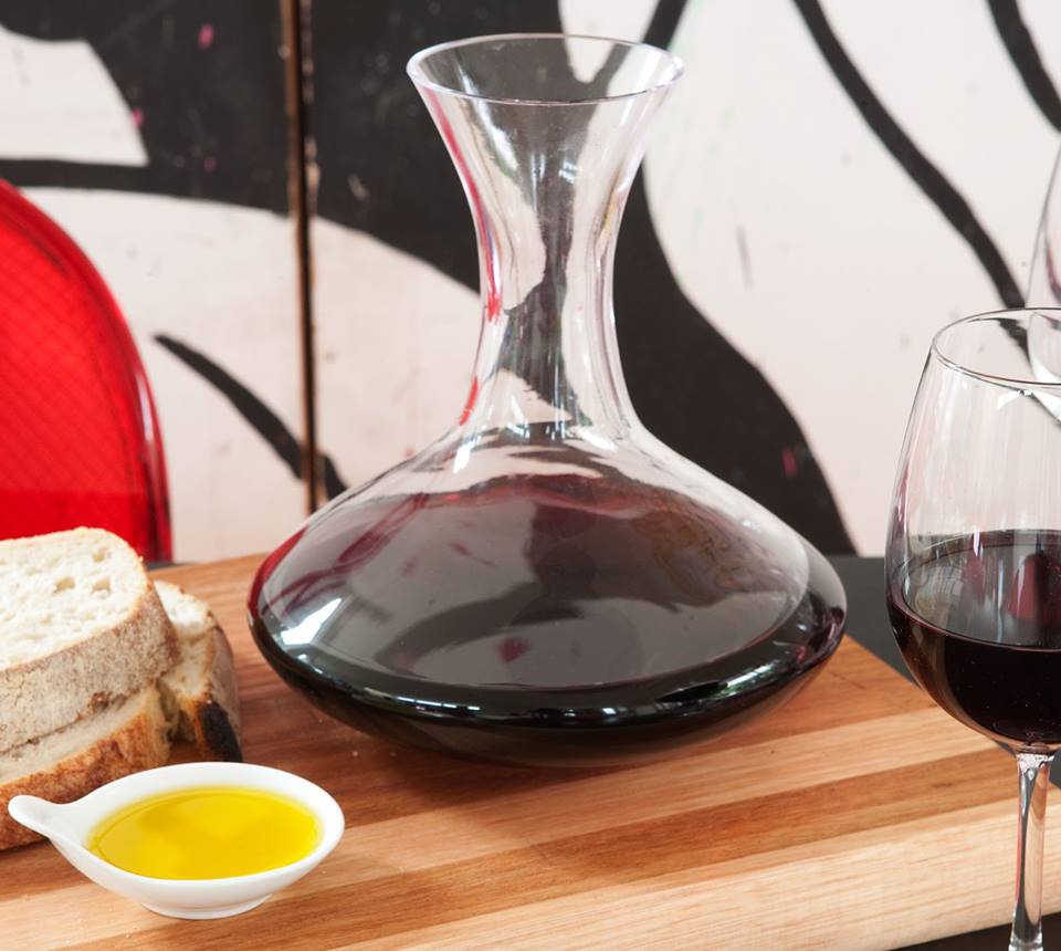 Bình Đựng Rượu Vang Decanter Chai Thủy Tinh Đựng Nước Ép Sữa Tươi Dung Tích 1900 ml Bormioli - Sản xuất tại Ý
