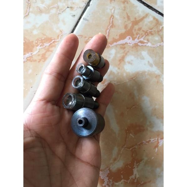 Bộ cối đóng hạt giả ngọc sử dụng cho máy đóng đa năng màu xanh bộ gồm 1 đầu bỏ đinh 4 đầu bỏ ngọc của 4 size