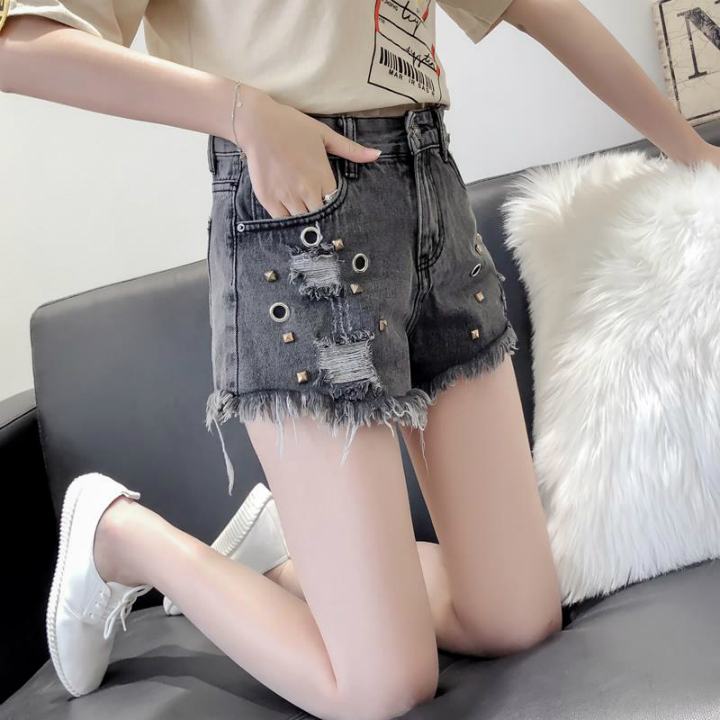 Quần short jeans đính hạt cá tính Mã: QN938