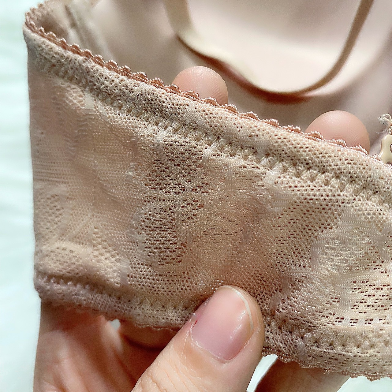 Áo ngực nữ mút vừa in hoa văn chìm form đẹp mã 2238