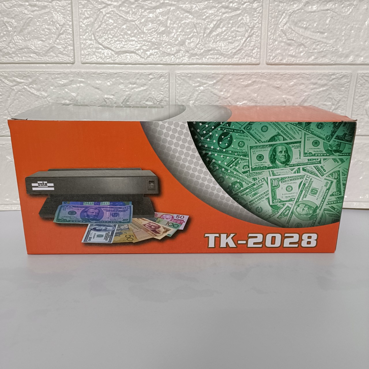 [RẺ VÔ ĐỊCH] Chuẩn Hàng Đèn soi tiền, tem, giấy tờ, để bàn chuyên dụng tiện lợi, có tia UV, Model TK2028