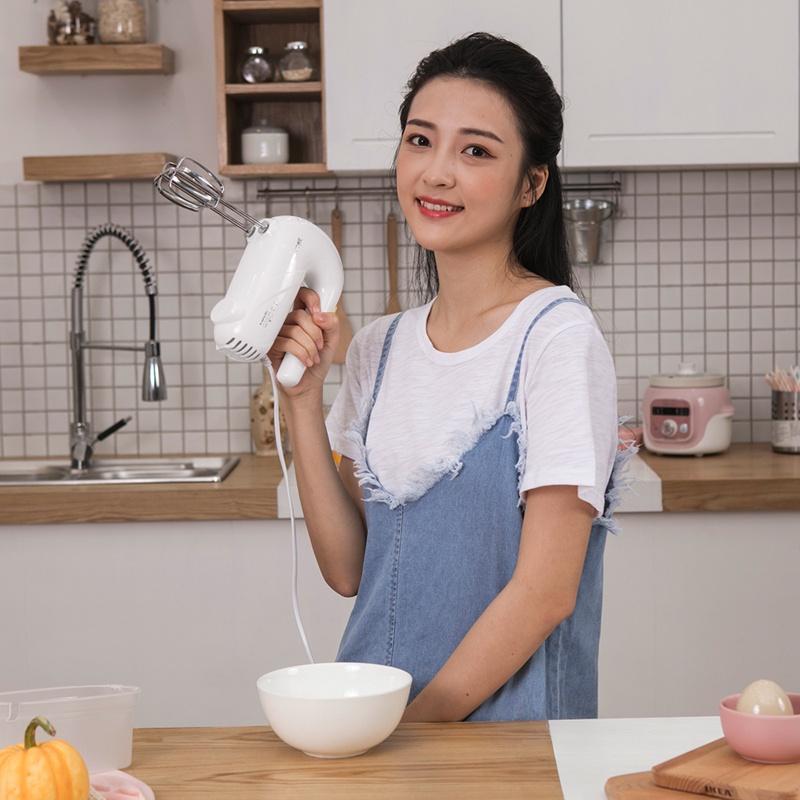 Máy trộn cầm tay BEAR Máy trộn cầm tay mini 125W Gậy kép Gia dụng Máy trộn thực phẩm 5 tốc độ Nướng kem Máy đánh trứng Di động Dễ dàng bảo quản, Màu trắng- Hàng chính hãng