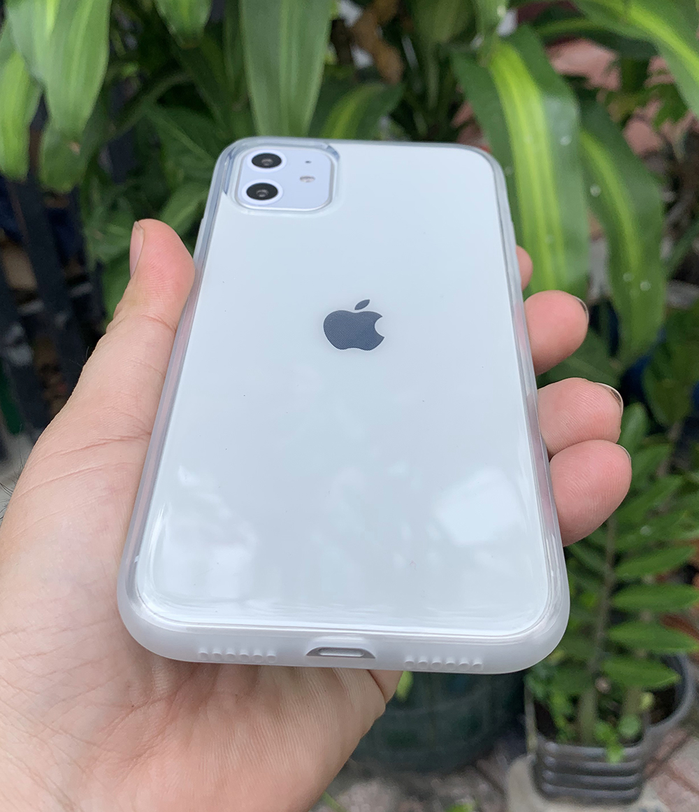 Ốp lưng dẻo chống sốc cao cấp dành cho iPhone 11 - Màu trắng mờ