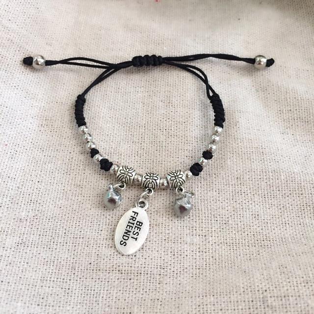 Vòng tay HandMade dây đen bestfriend phối chuông