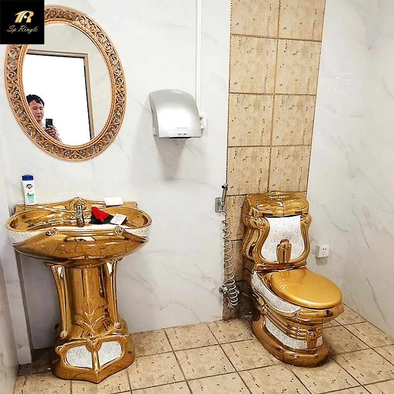 Lavabo trụ đứng mạ vàng phong cách hoàng gia