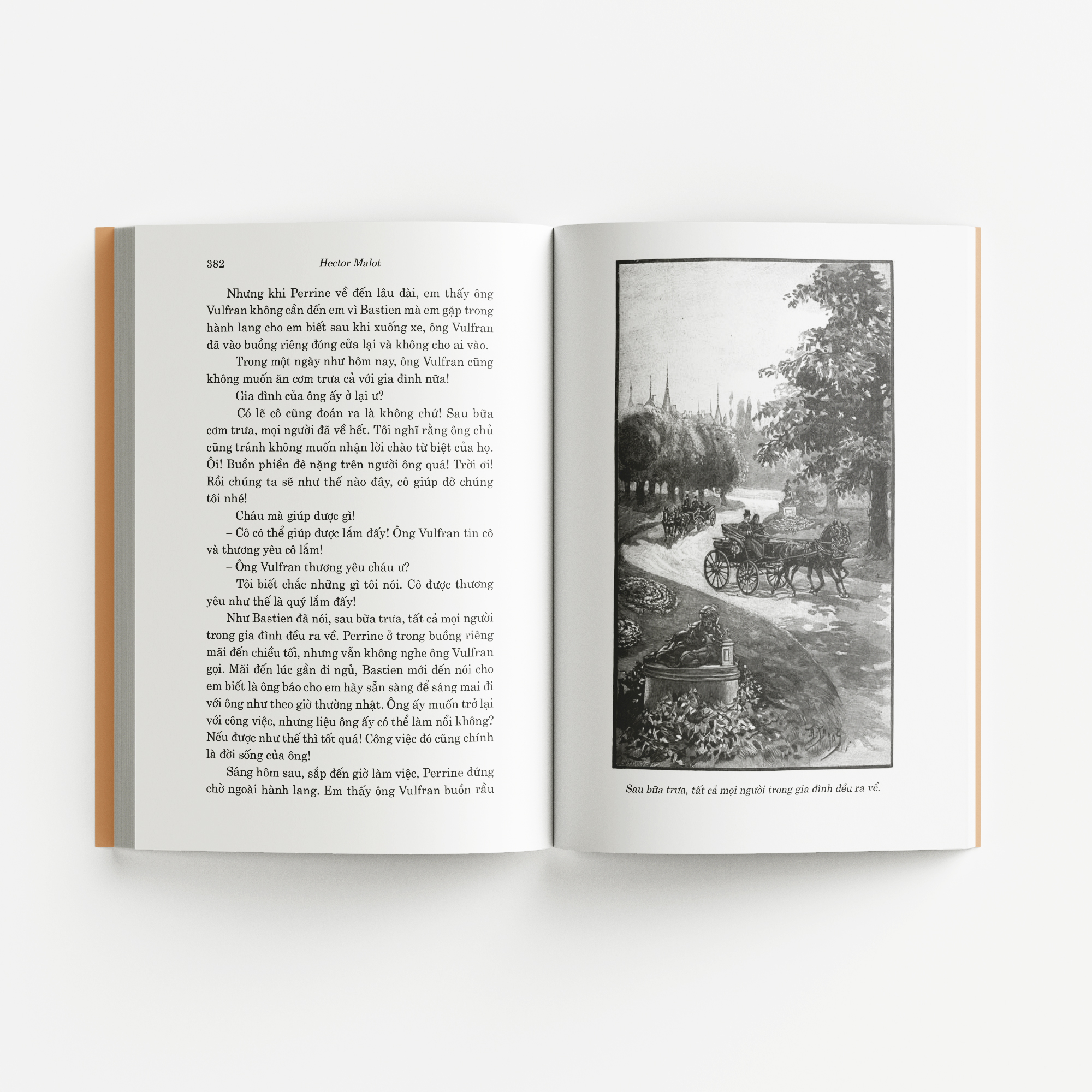 Sách Trong Gia Đình