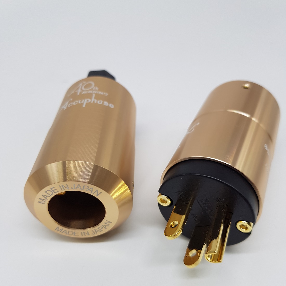 BỘ JACK NGUỒN ÂM THANH ACCUPHASE (2 chiếc) - HÀNG CHÍNH HÃNG