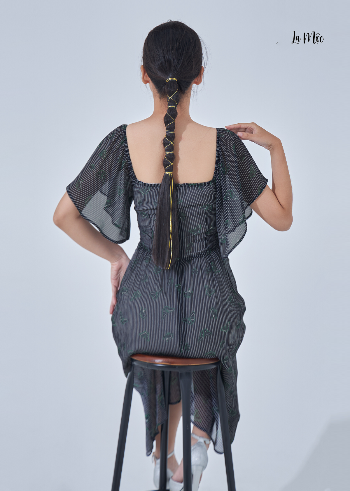 Đầm lửng chiffon cổ vuông dây rút ngực Maxivic, La Mộc LM012290