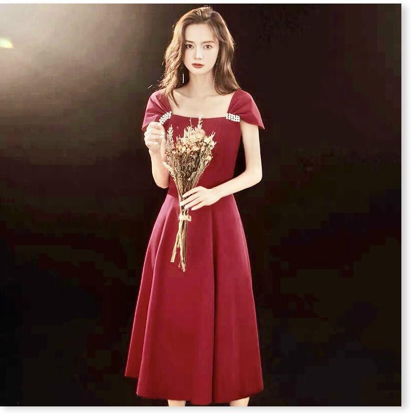 ĐẦM UMI ĐÍNH NGỌC ĐỎ TRƠN NHƯNG KHÔNG KÉM PHẦN QUAN TRỌNG THỜI TRANG KME.STORE