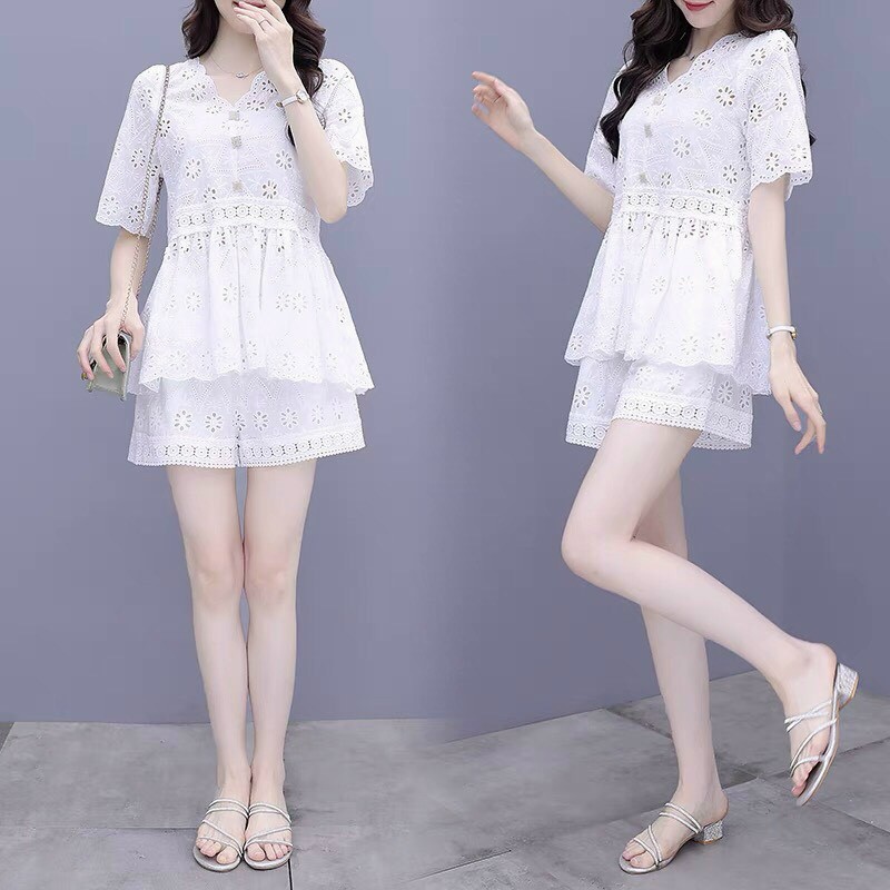 SÉT BỘ SHORT XÔ REN ÁO PEPLUM