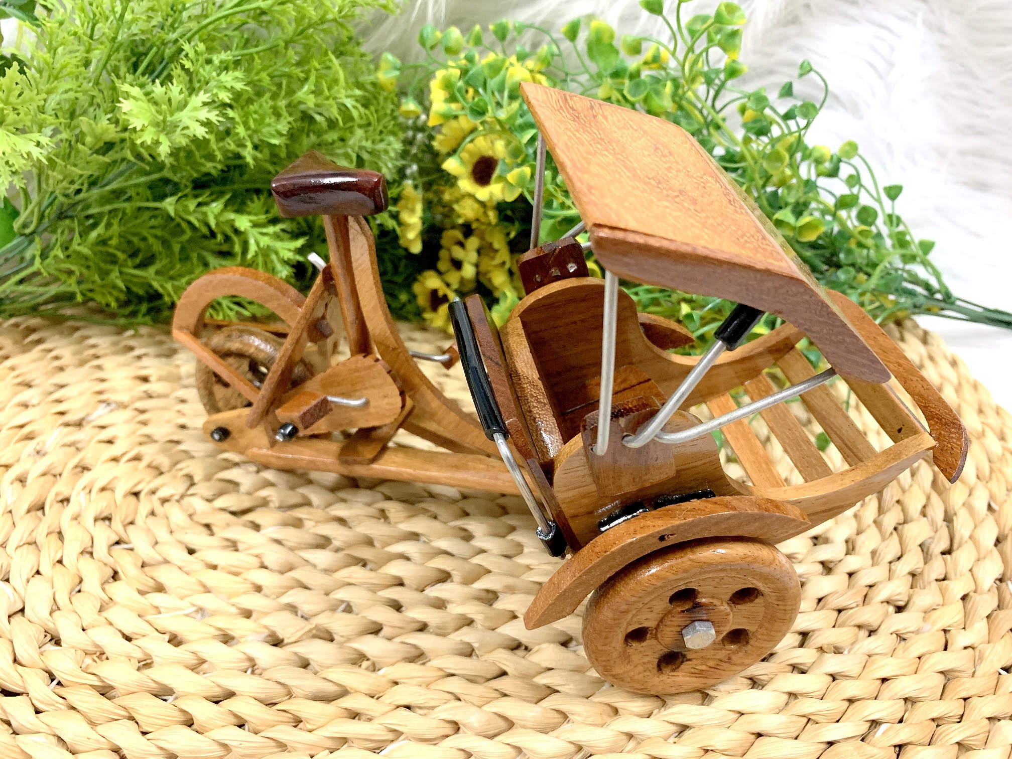 Xích Lô Việt Nam Gỗ Gõ