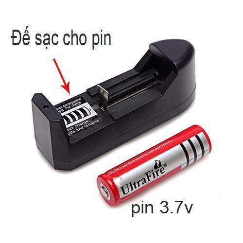 Đèn Pin Laser Tia Xanh Hoặc Tia Đỏ Kèm Pin Và Sạc