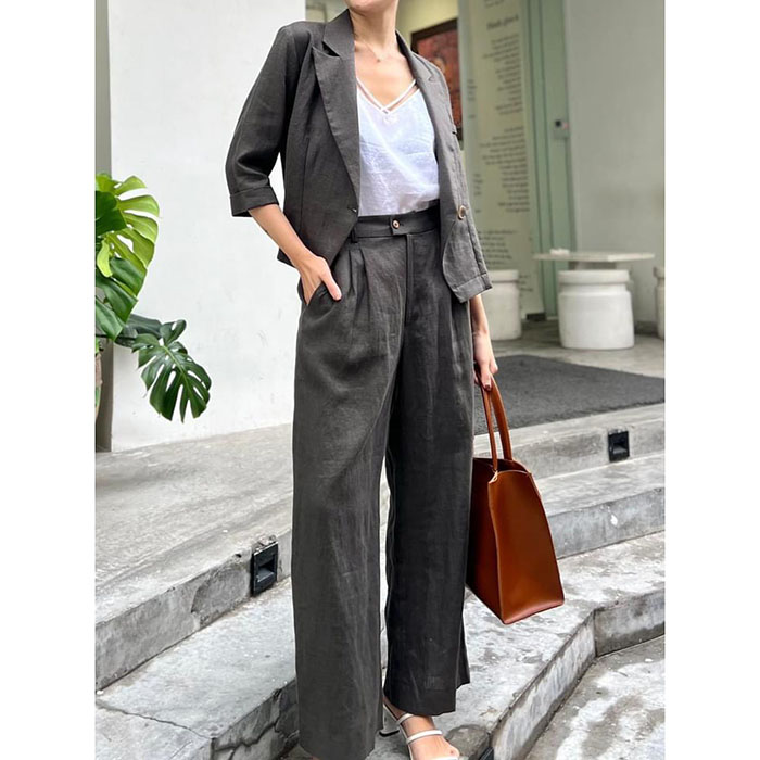 Set bộ Linen 3 món áo blazer dáng lửng quần ống rộng kèm áo 2 dây trẻ trung ArcticHunter - Xám chì