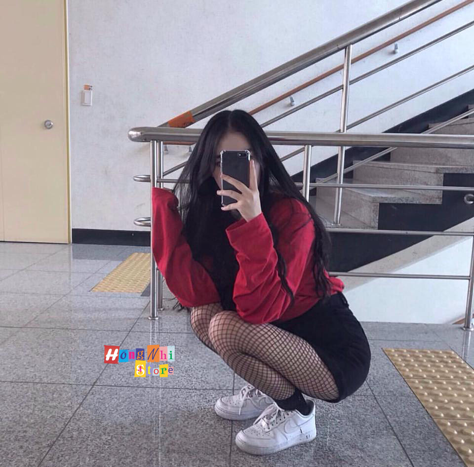 Áo Thun Tay Dài Trơn Dáng Rộng Màu Đỏ Long Tee Red Unisex - MM