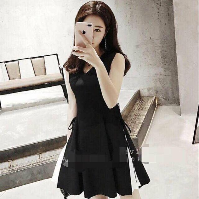 Đầm Ngắn Đen Form Nhỏ