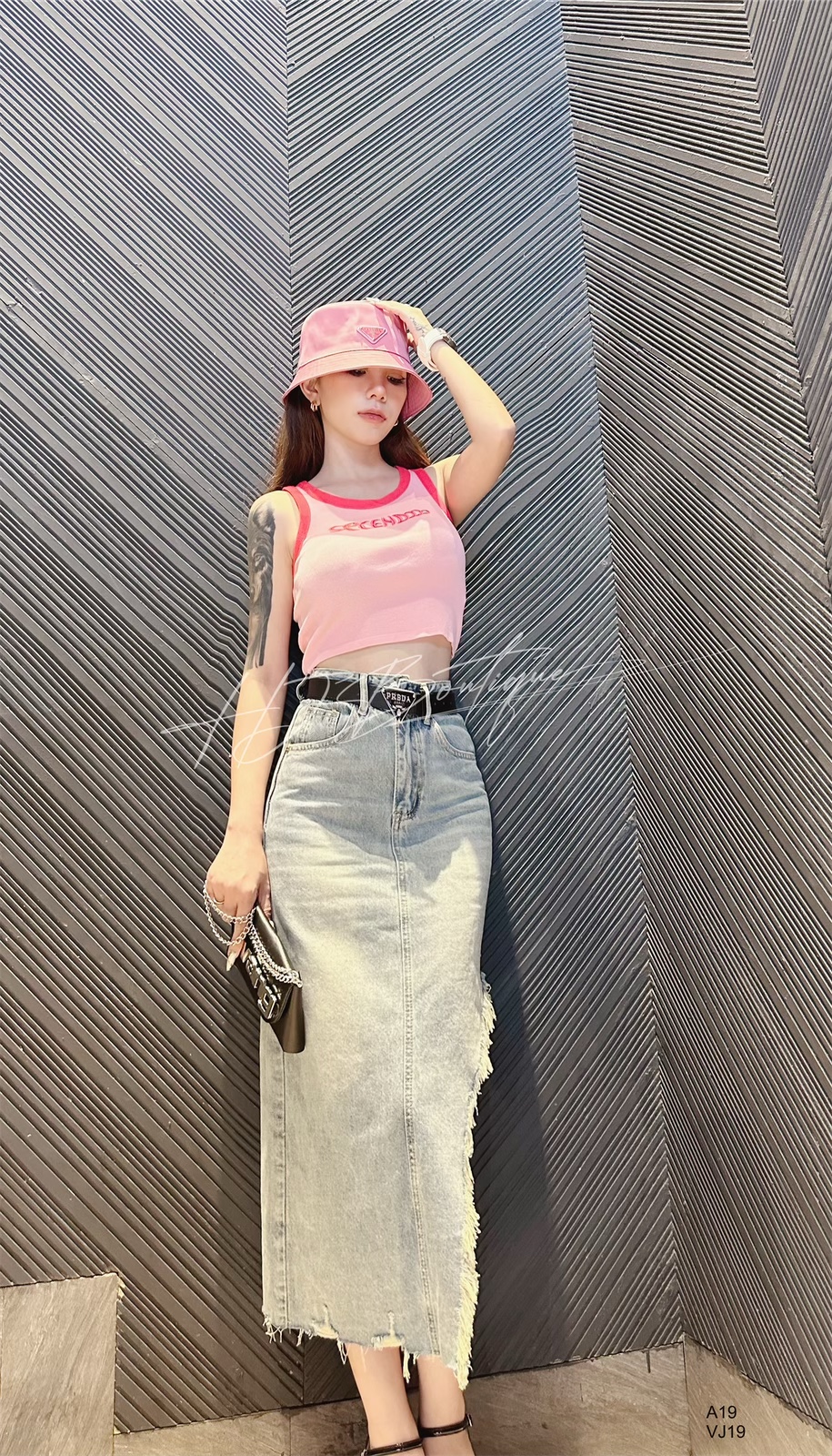 Áo thun croptop