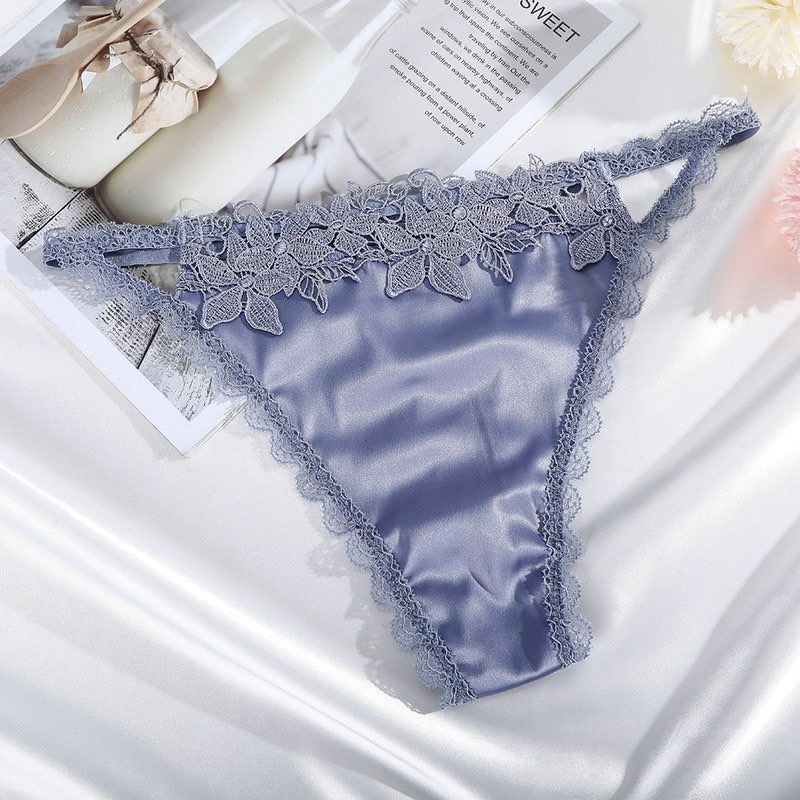 Quần lọt khe vải lụa phối ren kiểu dáng sexy mã QV261