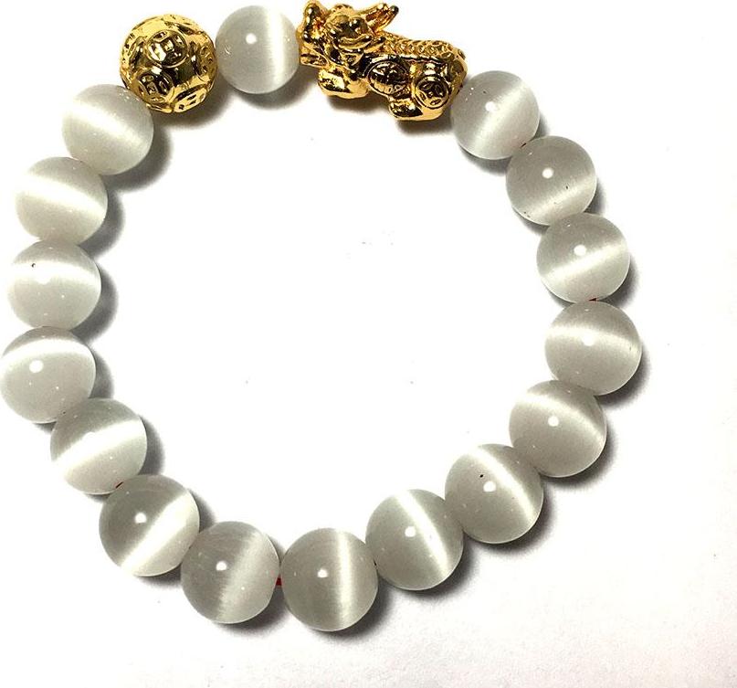 Vòng tay phong thủy đá mắt mèo màu trắng kèm cham tì hiu bạc mạ vàng 24k cao cấp cho người mệnh kim - mệnh thủy - VPT20A- Bạc QTJ