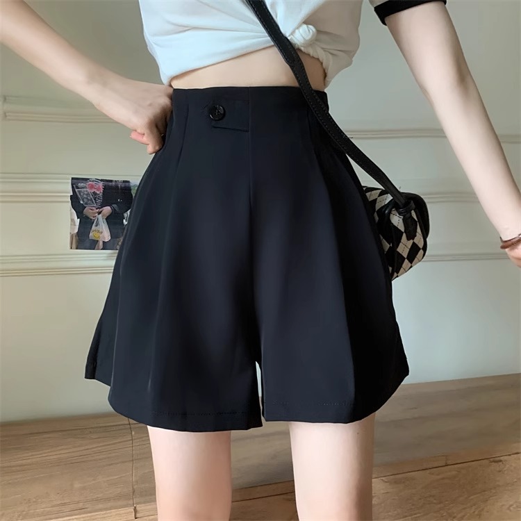 Quần short nữ cạp cao, chất liệu vải bền mát, thiết kế trẻ trung, năng động, quần đùi nữ NeSa Shop, QTN01 - S &lt;45kg, Eo 65cm