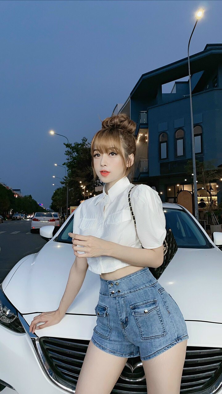 Quần short jean nữ BigSize lưng cao trên rốn, co dãn mạnh, 2 túi hộp nổi, dành cho người mập 3942 3944