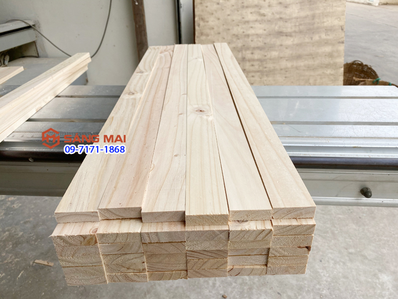 [MS54] Thanh gỗ thông 4,5cm x 1,5cm x dài 1m + láng mịn 4 mặt