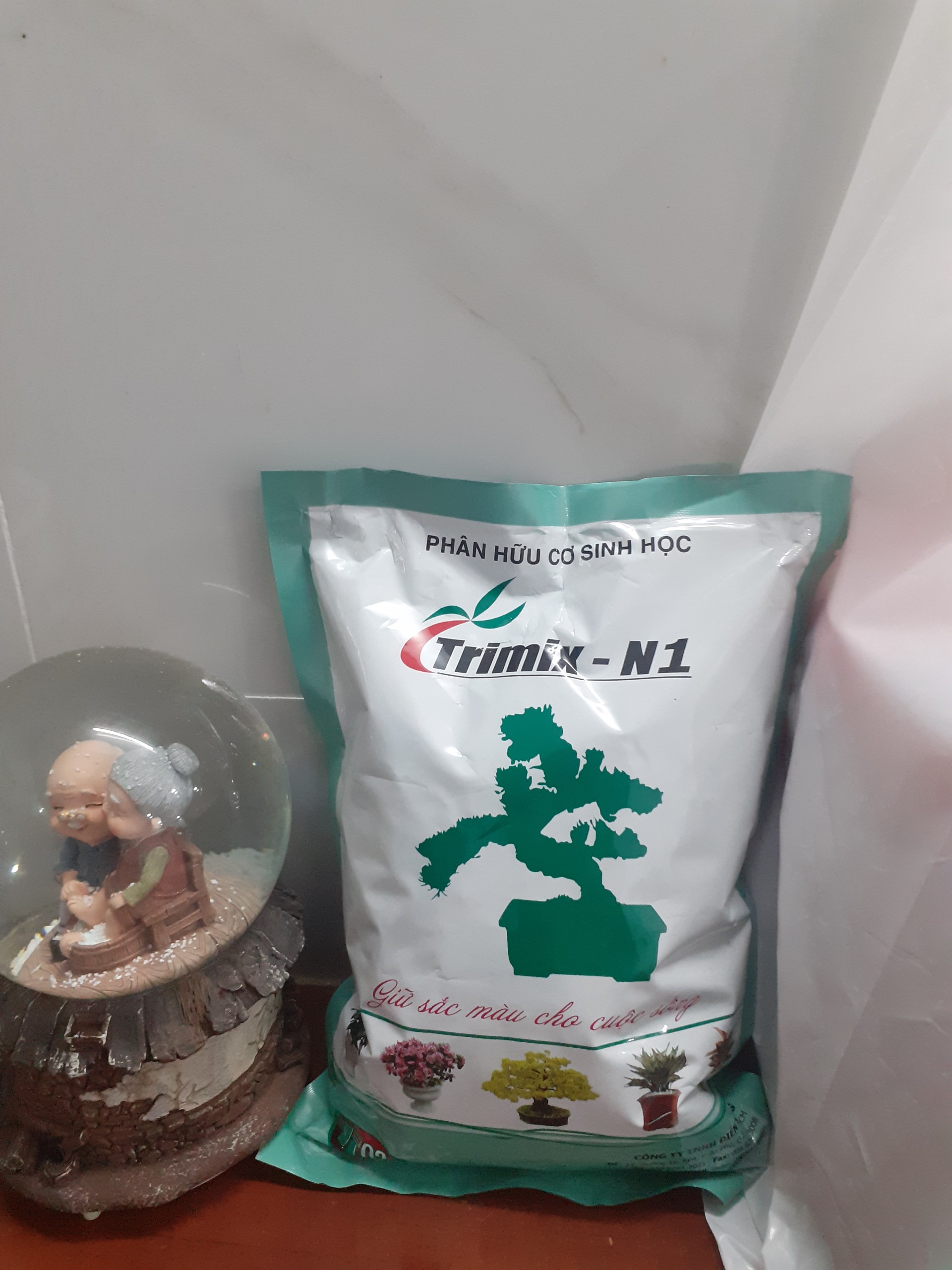 Phân hữu cơ sinh học trimix n1- giữ sức màu cho cuộc sống.
