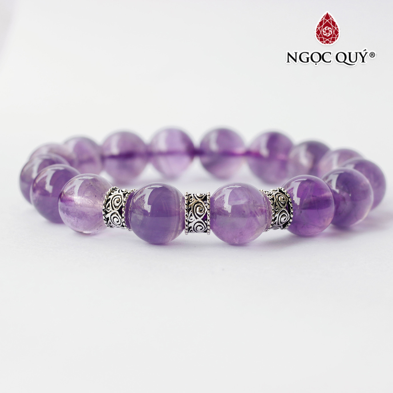 Vòng tay chuỗi hạt đá thiên nhiên phối charm bạc hạt 12mm - Ngọc Quý