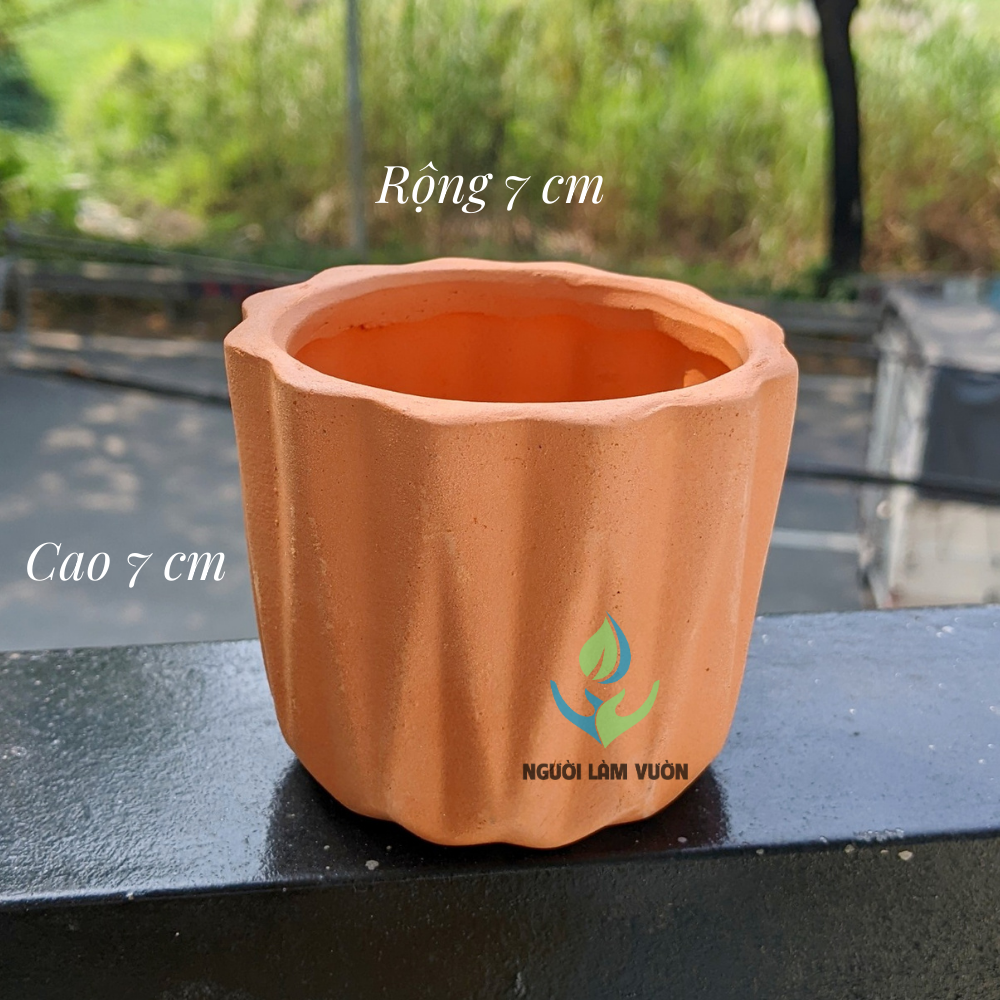 Chậu đất nung trồng cây kiểu trụ kim cương size nhỏ 7x7cm thoát nước tốt - lên màu đẹp