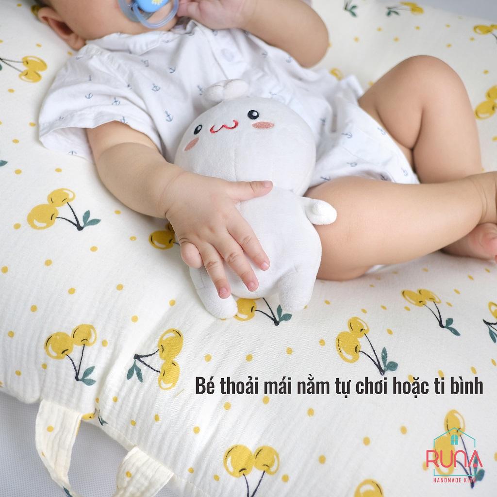 Gối chống trào ngược dạ dày cao cấp cho bé RUNA KIDS vải xô Muslin họa tiết dễ thương an toàn cho bé size lớn 65x70cm