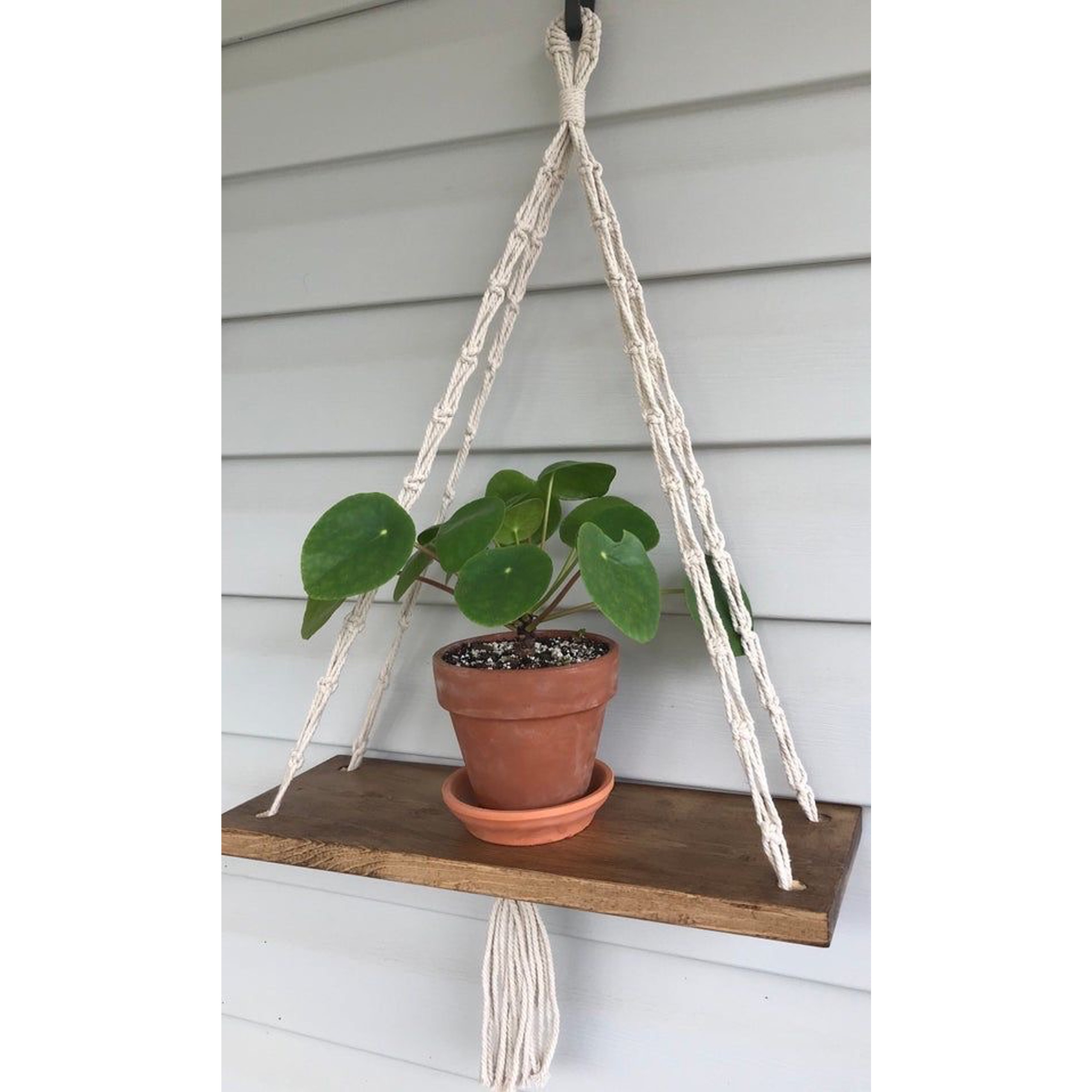 Kệ gỗ treo tường bằng dây Macramé, màu nâu , Kệ tết dây thủ công kiểu dáng đơn giản phù hợp mọi không gian nội thất. KT 40x15cm. KG22321