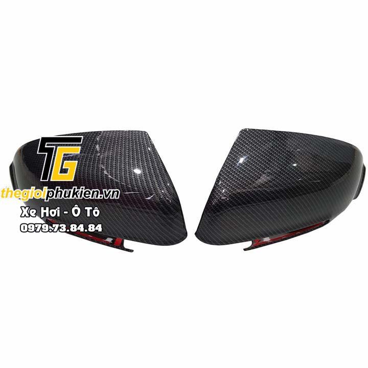 Bộ ốp gương chiếu hậu Hyundai Kona vân Carbon cap cấp