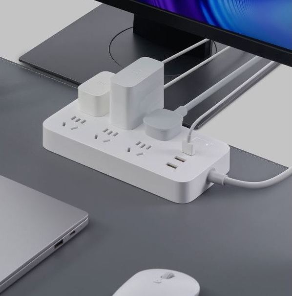 Ổ Cắm Điện Đa Năng Tích Hợp 3 Cổng USB Xiaomi - hàng chính hãng