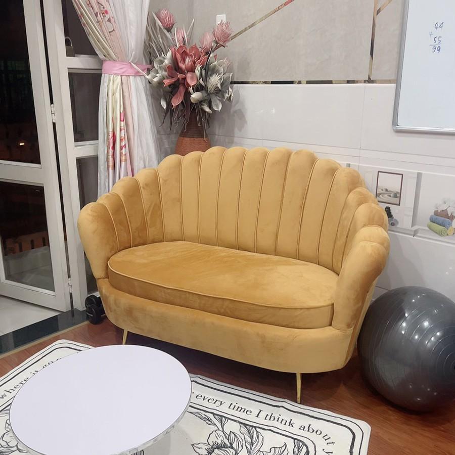 Ghế sofa băng dài hình vỏ sò