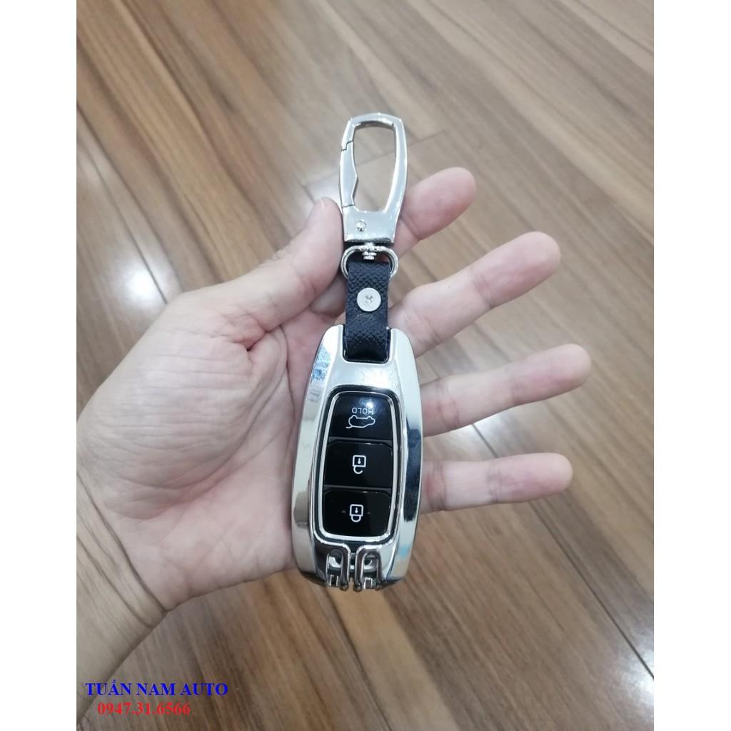Ốp Chìa Khóa Hyundai Kona, Accent, Santafe Metal Siêu Sang Siêu Bền Bảo Vệ Smartkey